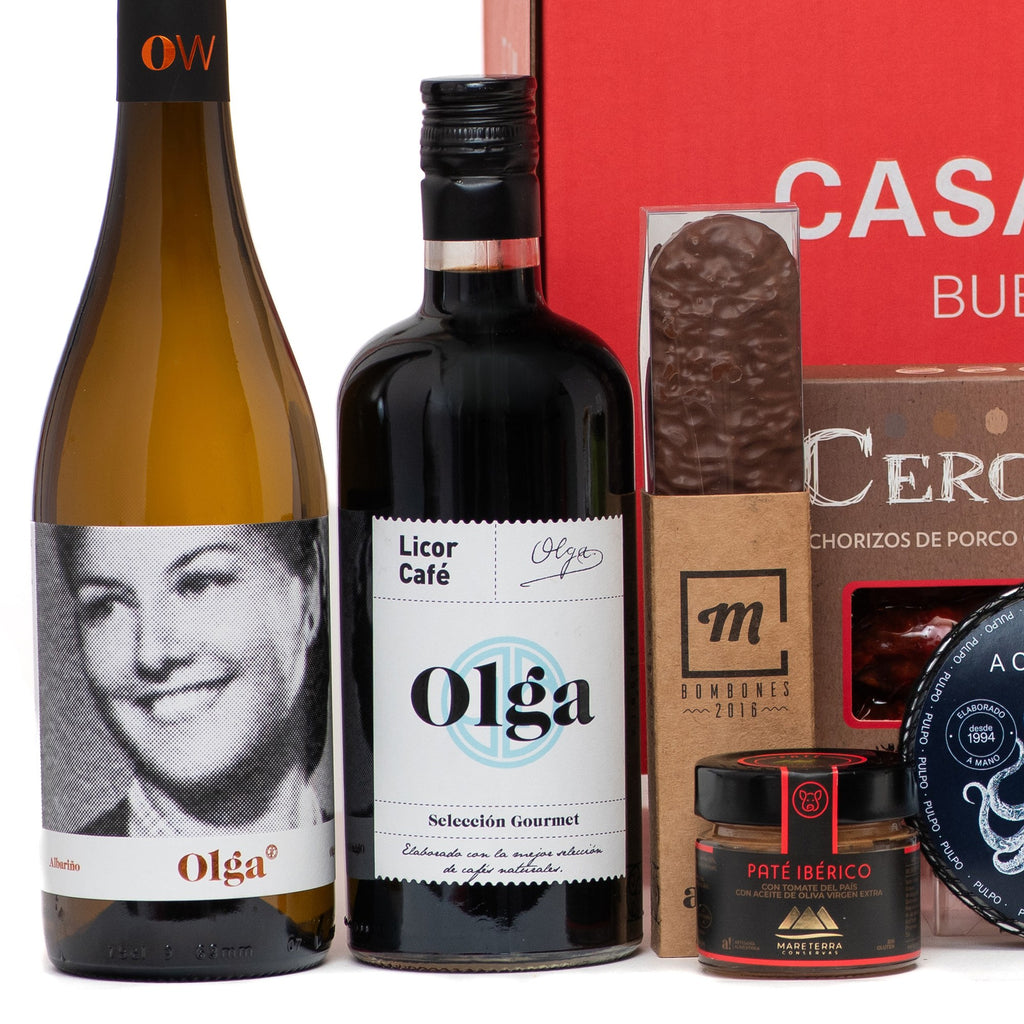 Río Eo, lote de Navidad 2026. Detalle de los productos, a la izquierda.